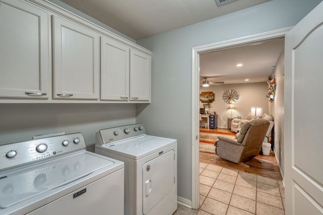 215 E Mountain View Dr, House other with 3 bedrooms, 2 bathrooms and null parking in Burnet TX | Image 19