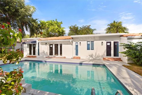 5614 San Vicente St, Coral Gables, FL, 33146 | Card Image