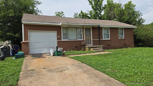 161 W 49th Place N, Tulsa, OK, 74126 | Card Image