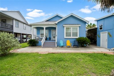 120 Teal Road, House other with 3 bedrooms, 2 bathrooms and 4 parking in Rockport TX | Image 1