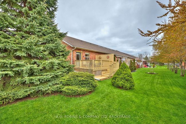 50 Portal Dr, House attached with 3 bedrooms, 2 bathrooms and 2 parking in Port Colborne ON | Image 32