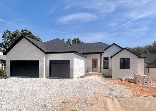 5904 S Clay Ave, Springfield, MO, 65810-3035 | Card Image