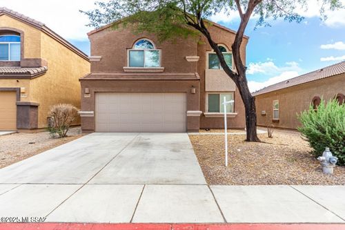 8784 N Western Red Cedar Dr, Tucson, AZ, 85743-7146 | Card Image