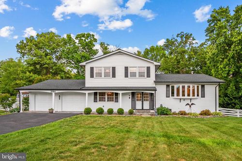 3914 Rive Dr, ALEXANDRIA, VA, 22309-3031 | Card Image