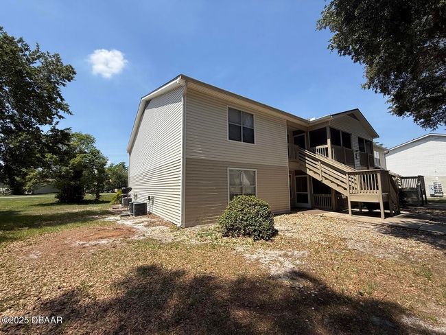 L1 - 1600 Big Tree Rd, Condo with 2 bedrooms, 2 bathrooms and null parking in SOUTH DAYTONA FL | Image 7