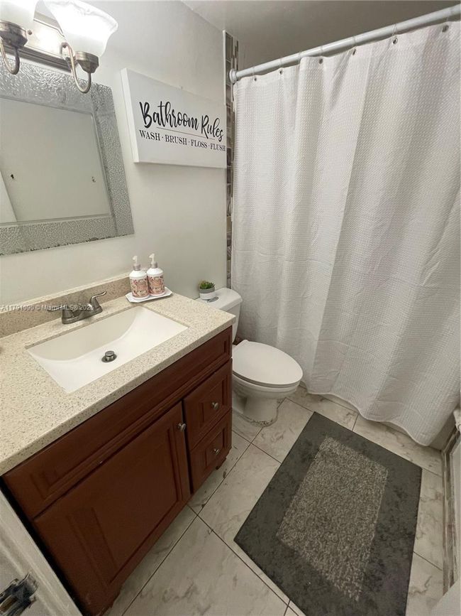 APT-211 - 9520 Sw 8 Th St, Condo with 2 bedrooms, 2 bathrooms and null parking in Miami FL | Image 8