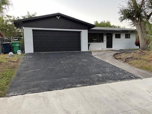 0-11412 Sw 113th Pl, Miami, FL, 33176-3819 | Card Image