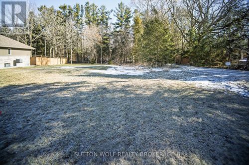 361 Park St, Strathroy, ON, N7G3H5 | Card Image