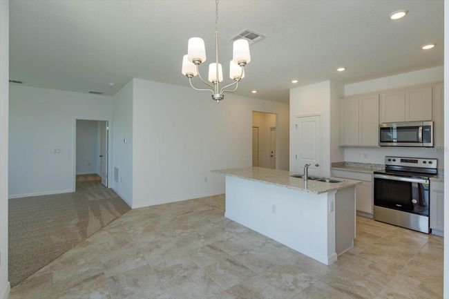 2932 Supermarine Loop, House other with 4 bedrooms, 2 bathrooms and null parking in TAVARES FL | Image 10