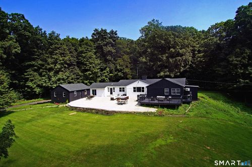30 Blackman Rd, Ridgefield, CT, 06877-4204 | Card Image