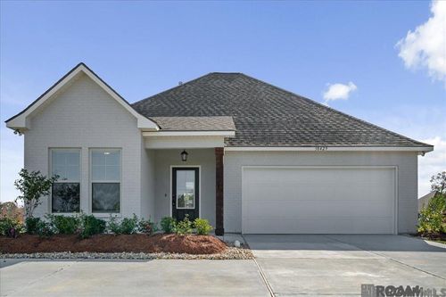 38429 Queen St, Prairieville, LA, 70769-5353 | Card Image