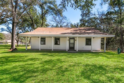 62 Oak Park Dr, Madisonville, LA, 70447-9733 | Card Image