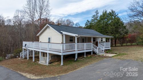3843 Silver Creek Ter, Morganton, NC, 28655-8497 | Card Image