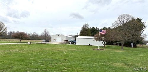 818 Green Street, Centralia, IL, 62801 | Card Image