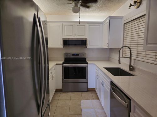 447-447 N Laurel Dr, Margate, FL, 33063-5329 | Card Image