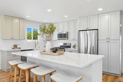 2525 Inman Ct, San Diego, CA, 92111-5905 | Card Image