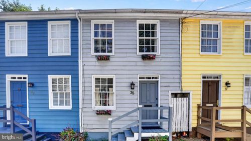 35 Pinkney St, ANNAPOLIS, MD, 21401-1717 | Card Image