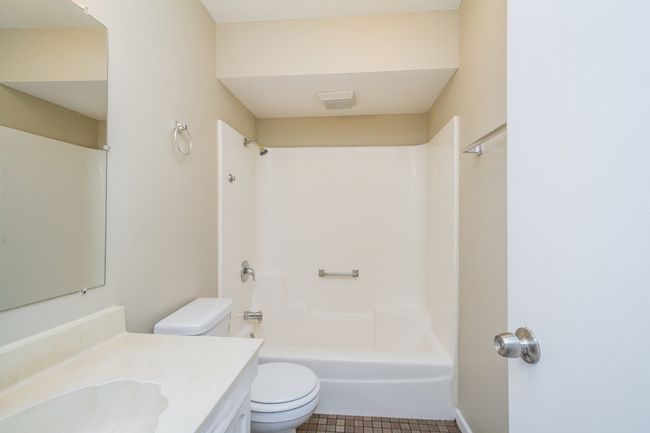 5950 Woodgate Dr, House other with 4 bedrooms, 2 bathrooms and 3 parking in Matteson IL | Image 12
