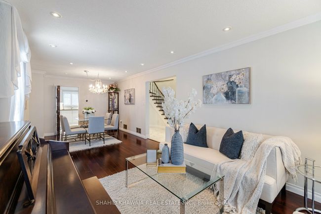 520 Ceremonial Dr, House other with 4 bedrooms, 3 bathrooms and 3 parking in Mississauga ON | Image 9