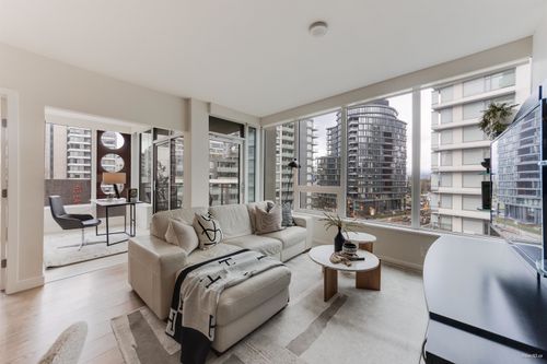 710-111 E 1st Avenue, Vancouver, BC, V6A0E9 | Card Image