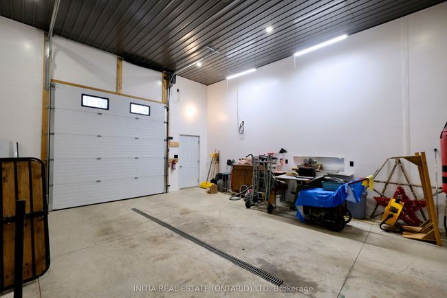7284 Calvert Dr, House other with 4 bedrooms, 4 bathrooms and 6 parking in Strathroy ON | Image 26