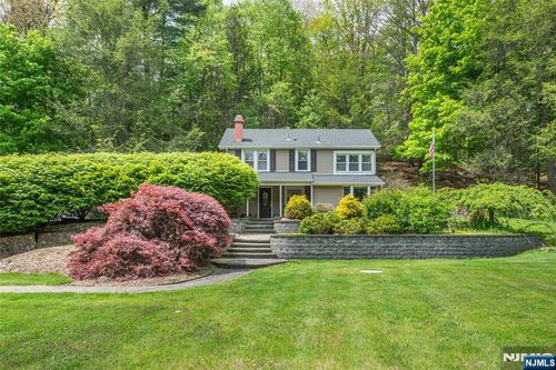 2 Red Mine Rd, Wanaque, NJ, 07465-2414 | Card Image