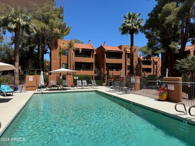 209 - 4704 E Paradise Village Parkway N, Condo with 2 bedrooms, 2 bathrooms and null parking in Phoenix AZ | Image 3