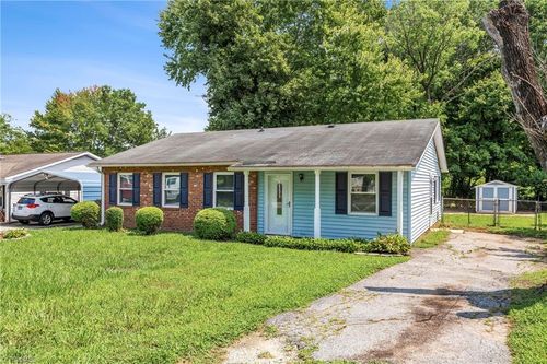 3005 Kilkenny Ave, Greensboro, NC, 27406-6706 | Card Image