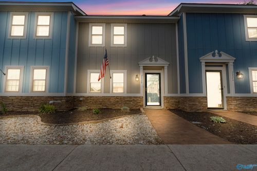 3-2028 English Dr Sw, Huntsville, AL, 35803-2028 | Card Image
