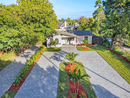 1075-1075 Ne 12 Ave, Homestead, FL, 33030 | Card Image