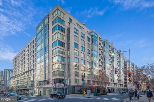 apt-ph1g-1155 23rd St Nw, WASHINGTON, DC, 20037-3311 | Card Image