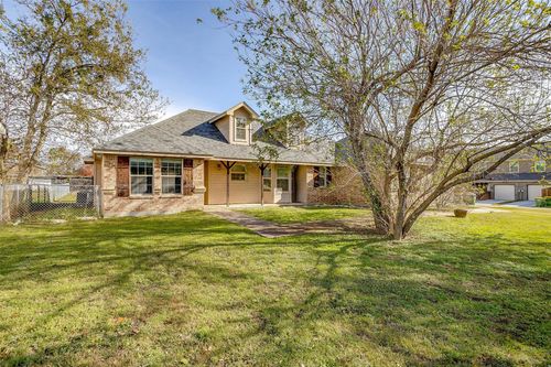 300 W Godley Ave, Godley, TX, 76044-3756 | Card Image