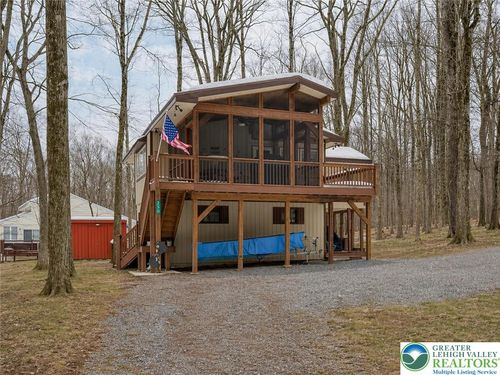 250 White Pine Drive, Tobyhanna Twp, PA, 18071 | Card Image