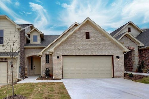 202 Legacy Blvd, Weatherford, TX, 76085-2602 | Card Image