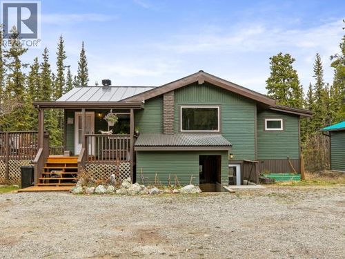 19 Arctic Dr, Whitehorse, YT, Y1A4N2 | Card Image