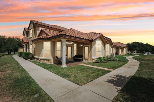 unit-2-2010 American Dr, Lago Vista, TX, 78645-7428 | Card Image