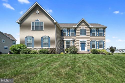 216 Shapley Dr, SMYRNA, DE, 19977-6840 | Card Image