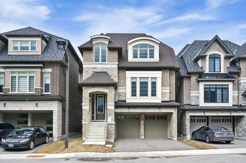 8-400 Finch Ave, Pickering, ON, L1V0G7 | Card Image