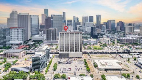 apt-1710-2016 Main St, Houston, TX, 77002-8858 | Card Image