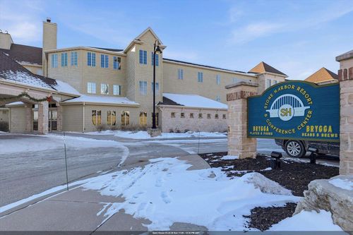 unit-231233-107 N 1st Avenue, STURGEON BAY, WI, 54235 | Card Image