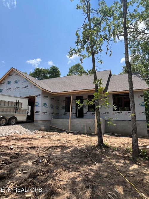 382 Saint George Dr, Crossville, TN, 38558 | Card Image