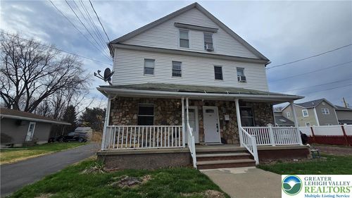 136 Finn St, Wilkes Barre, PA, 18705-3209 | Card Image