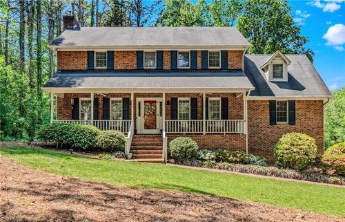 500 Knob View Dr, Winston-Salem, NC, 27104-5139 | Card Image