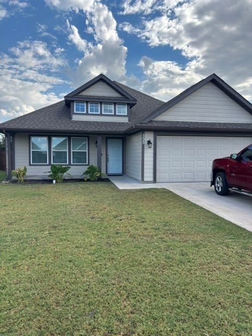 305 Sunnyside Dr, Trenton, TX, 75490-4414 | Card Image