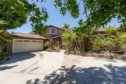 1217 Woodbury Dr, Harbor City, CA, 90710-1244 | Card Image