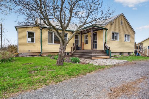 5790 County Rd 2, Odessa, ON, K0H2H0 | Card Image