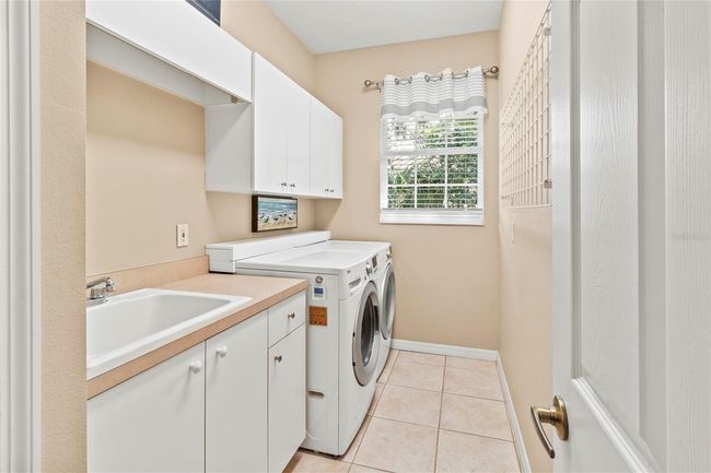 866 Oak Briar Ln, House other with 4 bedrooms, 2 bathrooms and null parking in OSPREY FL | Image 6