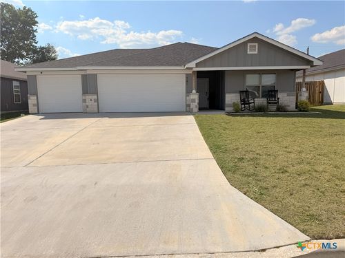 741 Freedom Cir, Nolanville, TX, 76559-2555 | Card Image