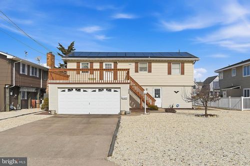 329 W 5th St, Ship Bottom, NJ, 08008-4754 | Card Image