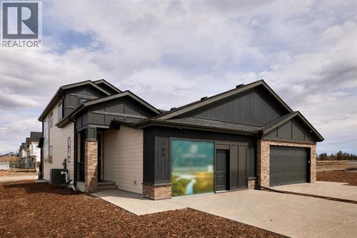 166 Juniper Ridge Crescent, Tsuut'ina, AB, T3T0G2 | Card Image